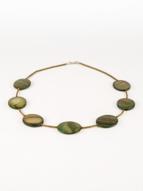 Naszyjnik z masy perłowej