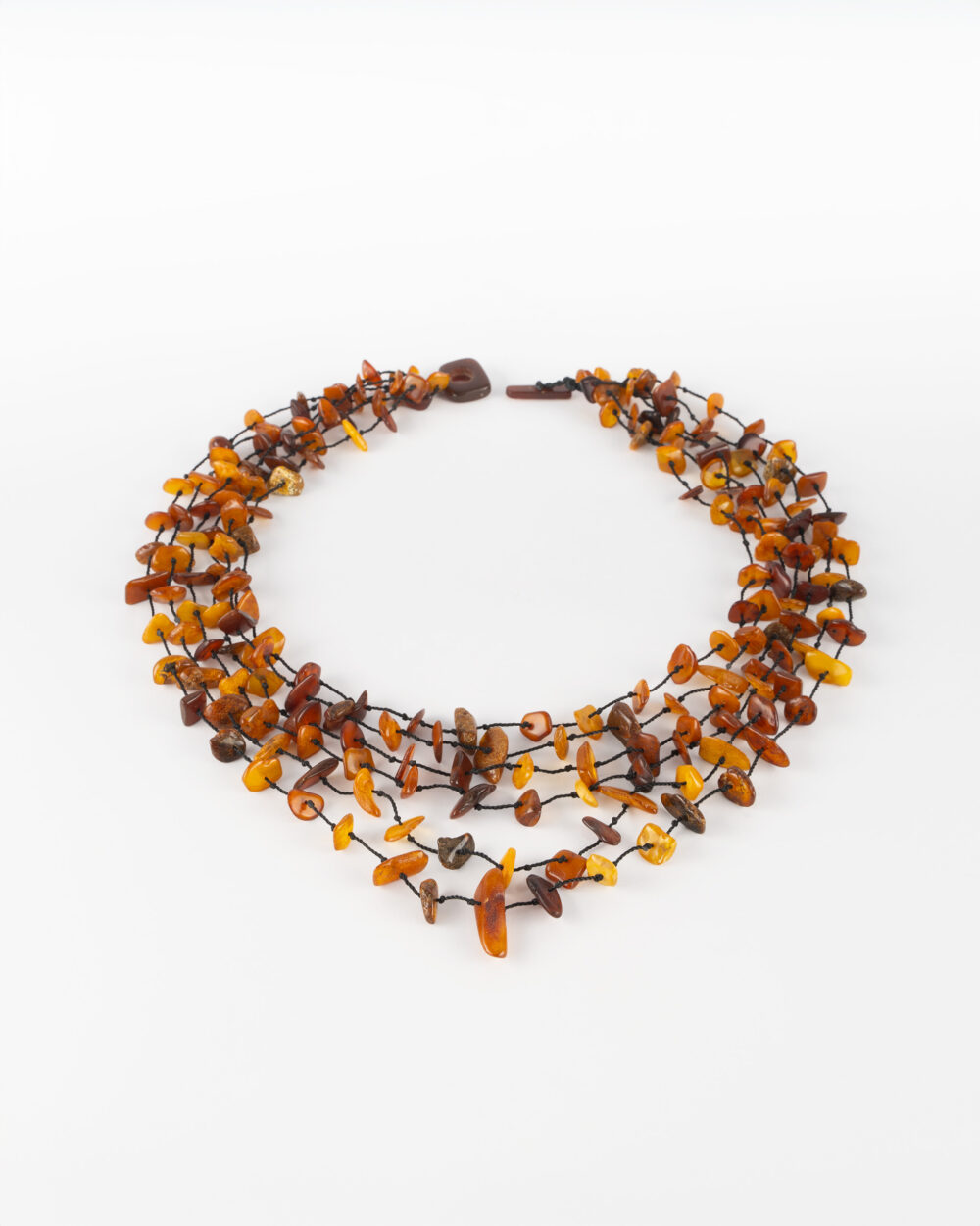 Kolia z bursztynów - sześciorzędowa