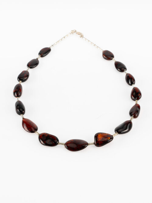 Naszyjnik z bursztynami